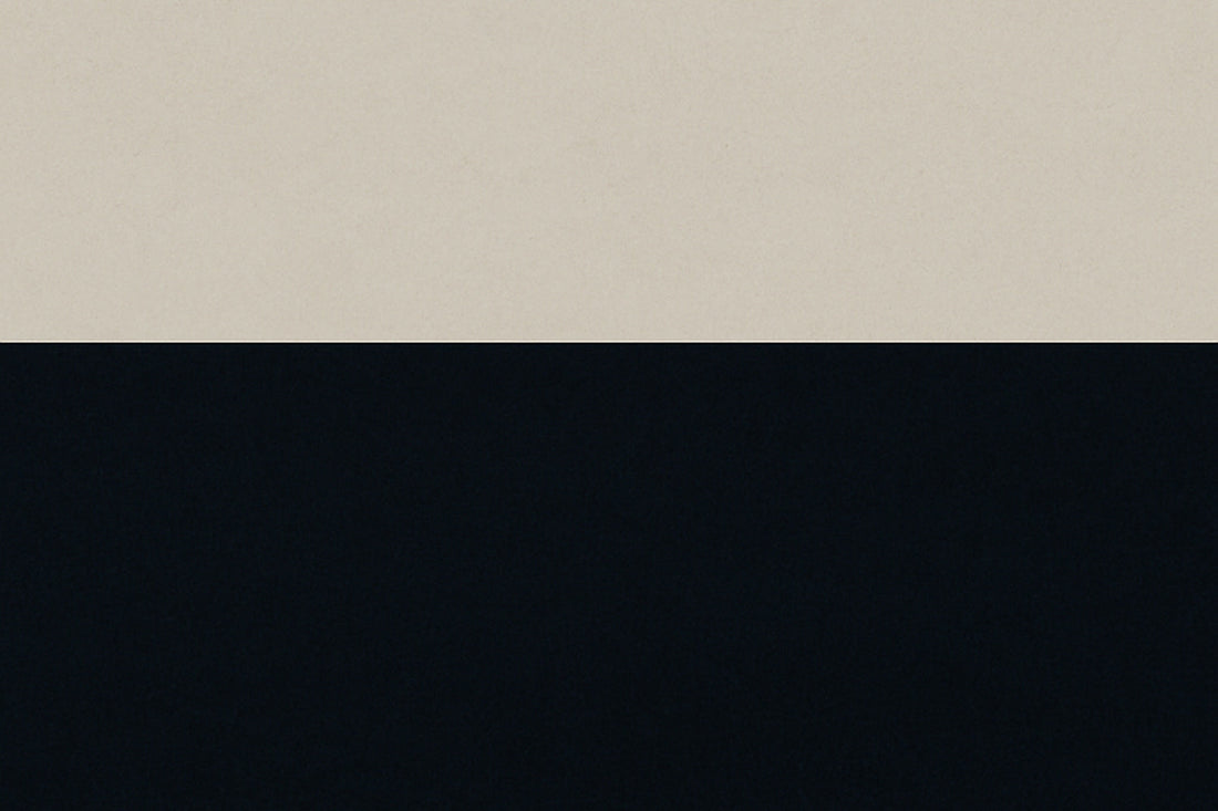 Zweiteilige Grafik in Beige und Schwarz – Titelbild des Ombra Celeste Podcasts „Die Sprache des Himmels"