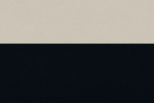 Zweiteilige Grafik in Beige und Schwarz – Titelbild des Ombra Celeste Podcasts „Die Sprache des Himmels"